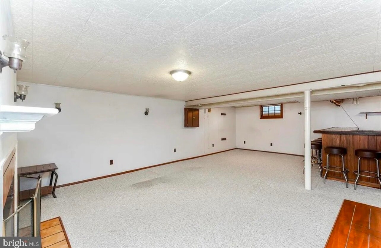 Building Photo - 120 Tillman Ln