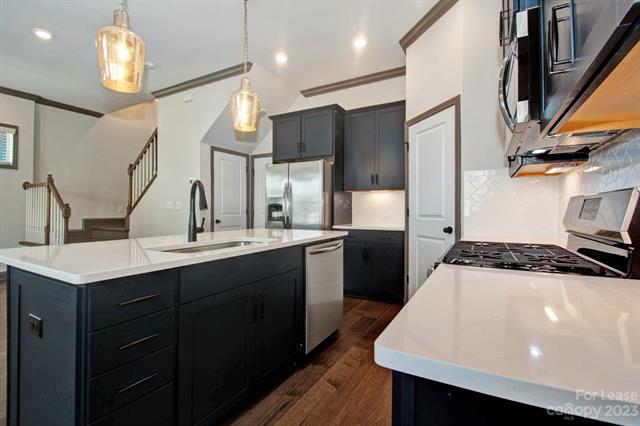 Building Photo - 6311 Southgrove St