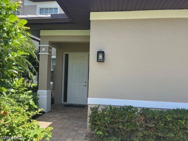Building Photo - 7842 Hawthorne Dr