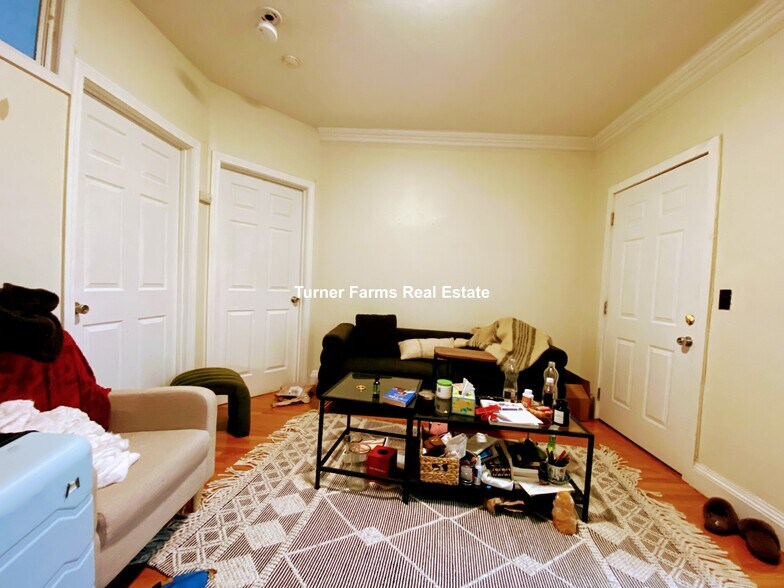 Building Photo - 43 Bay State Rd