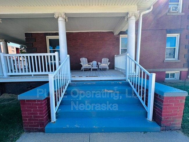 Building Photo - 4821 Underwood Ave