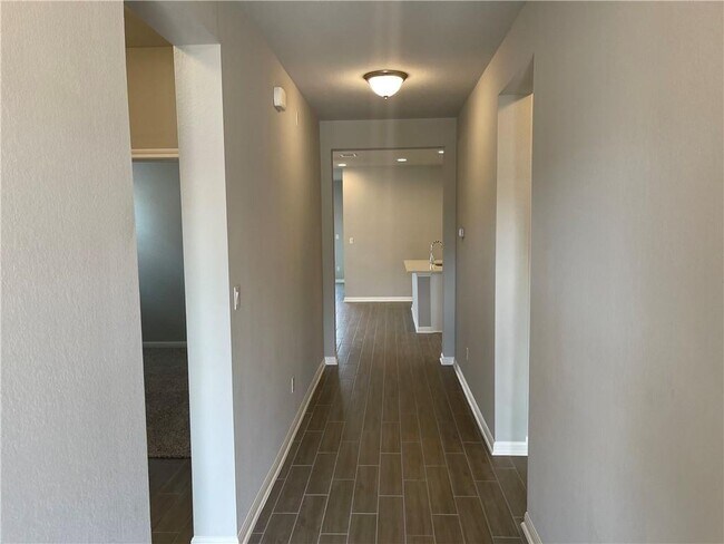 Building Photo - 1029 Kerrwood Wy