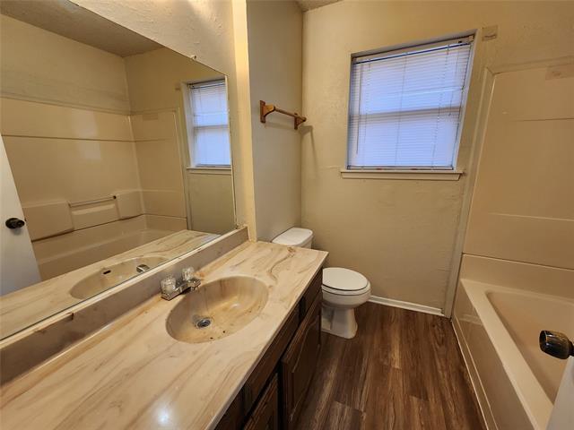 Building Photo - 4405 Menzer Rd