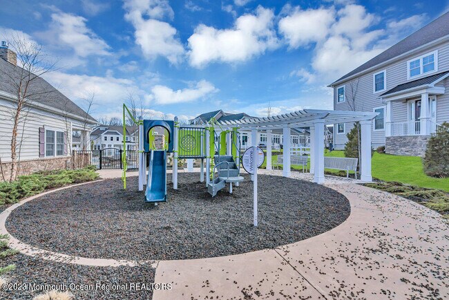 Building Photo - 61 Eckert Dr