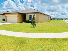 Building Photo - 4911 St James Dr