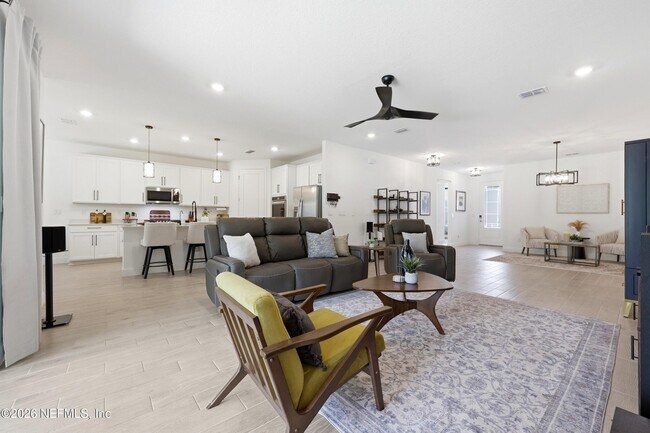 Building Photo - 75722 Bayley Pl