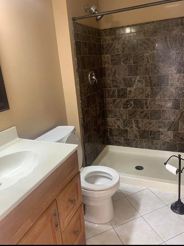 Building Photo - 8551 Castlemill Cir