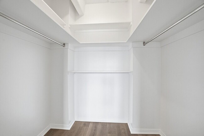 Building Photo - $1,545.94 - 1 Bed, 1 Bath Condo in the Heart of Denver!