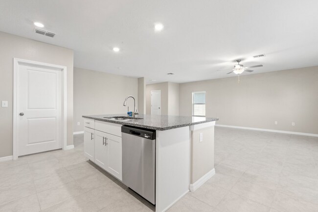 Building Photo - LIKE  NEW 5 Bedroom House for Rent in Epperson Ranch!