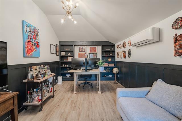 Building Photo - 5822 Belmont Ave