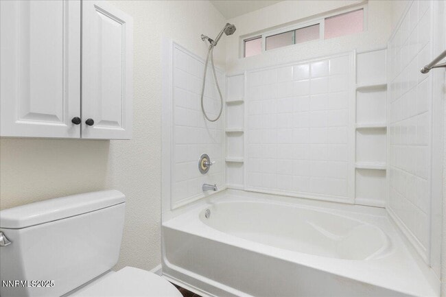 Building Photo - 17950 Drift Creek Ct