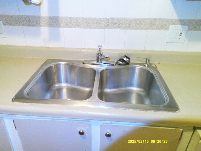 Building Photo - 2 BR, 2 Bath Condo on Tripp Dr in Reno.