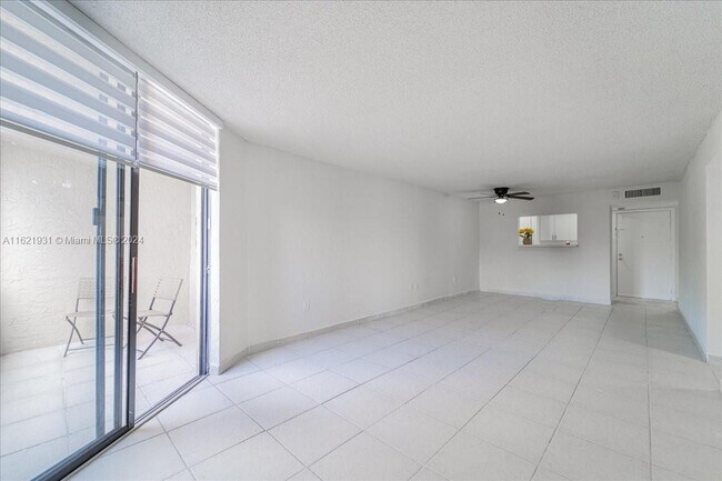 Building Photo - 10500 SW 108th Ave