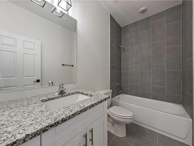 Building Photo - Charming 3BR House in Lehigh Acres