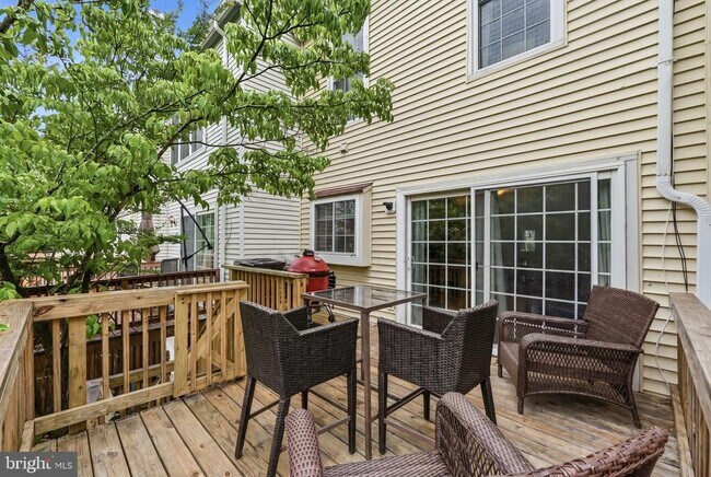 Building Photo - 12109 Wedgeway Ct