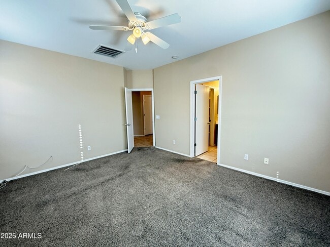 Building Photo - 4539 E Ivanhoe St