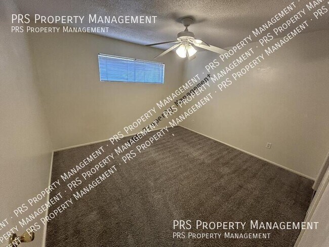 Building Photo - 1857 E University Dr