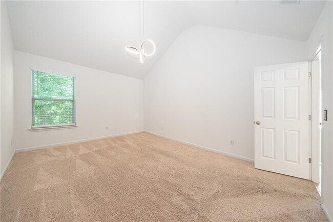 Building Photo - 715 Moonlight Way