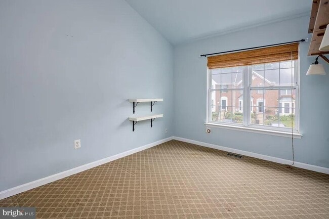 Building Photo - 616 Bellerive Ct