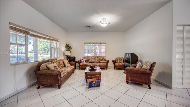 Building Photo - 20400 SW 328th St