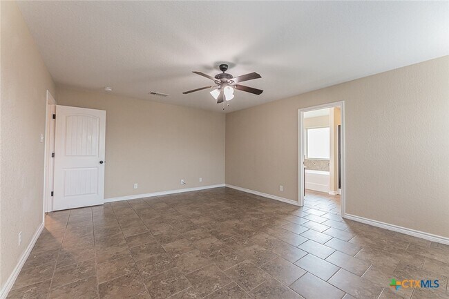 Building Photo - 3801 Appalachian Trl