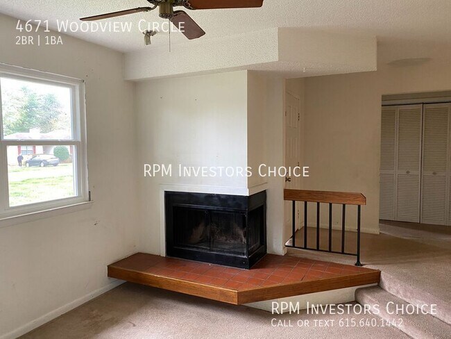 Building Photo - 4671 Woodview Cir