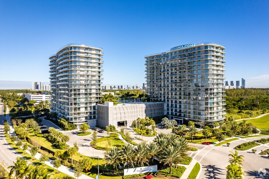 SoLe Mia Rentals 2321 Laguna Cir North Miami FL 33181 Apartment Finder