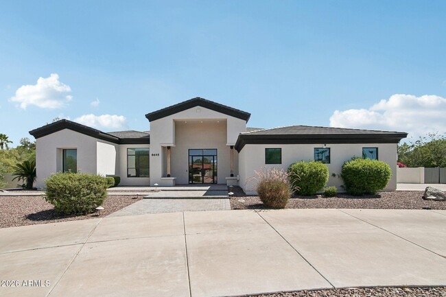 Building Photo - 8645 E Wood Dr