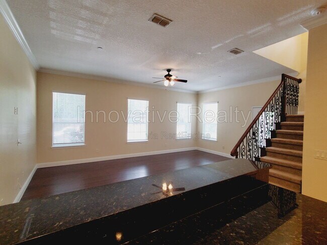 Building Photo - 1381 Orchid Ave