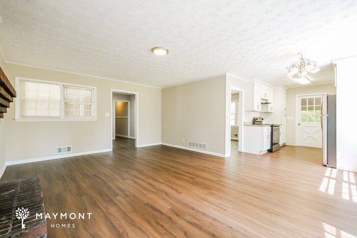 Building Photo - 4136 Moore Rd