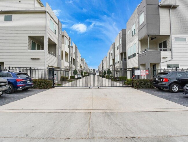 Building Photo - 2703 Eado Edge Ct
