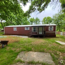 Building Photo - 6726 Old Hwy 70