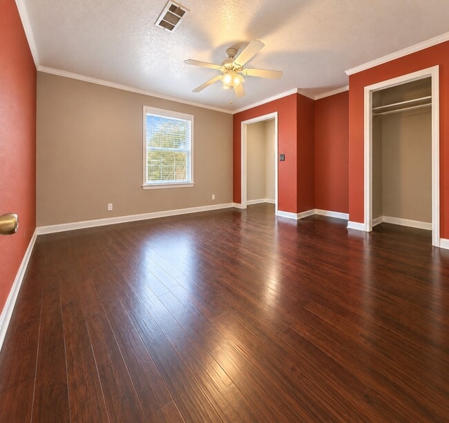 Building Photo - 12392 FM 1300
