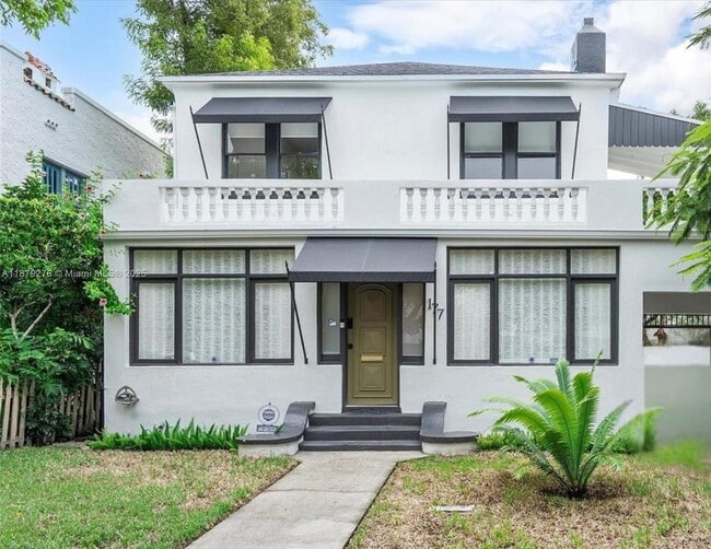 Primary Photo - 177 NE 44th St