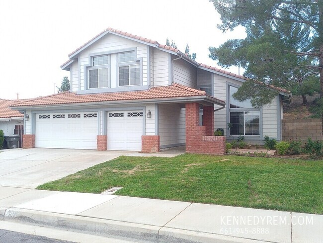 Primary Photo - 4310 Portola Dr