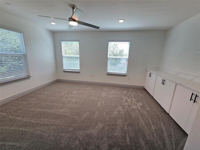 Building Photo - 2105 Tiger Trail