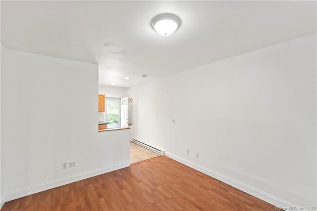 Building Photo - 588 Webbs Hill Rd