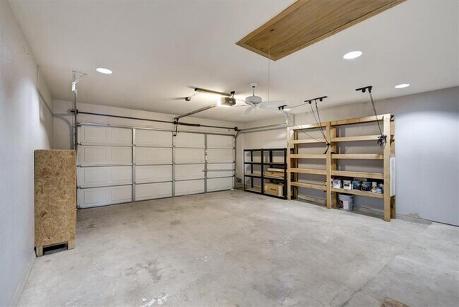 Building Photo - 21415 Boggy Ford Rd