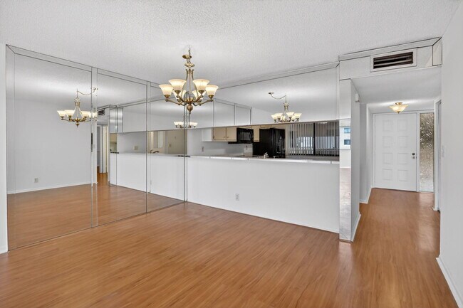 Building Photo - 8030 Hampton Blvd