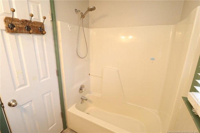 Building Photo - 2704 Thurrock Dr