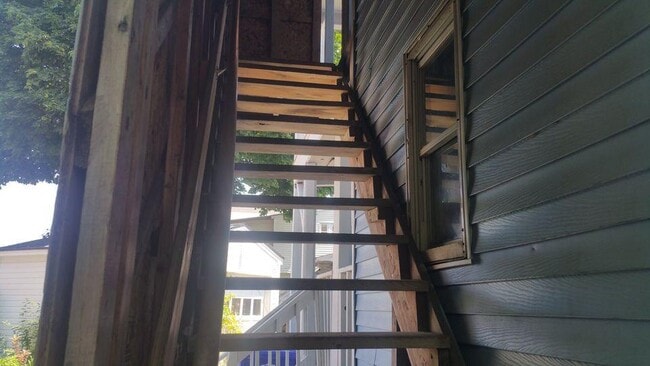 Building Photo - 78 Archibald St
