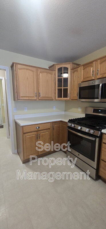 Building Photo - 2515 Sugar Tree Dr