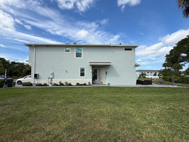 Building Photo - 4416 Hammock Grove Dr