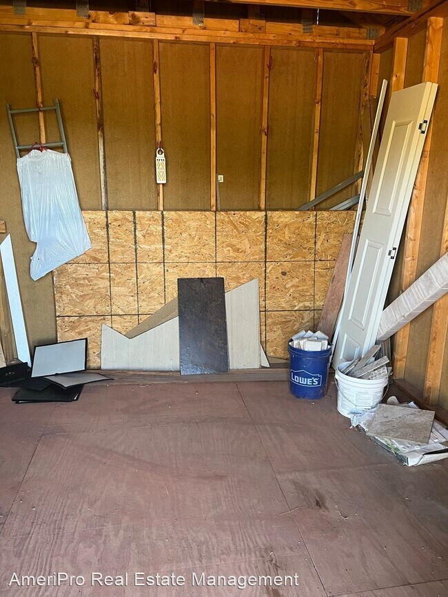 Building Photo - 2 br, 2 bath House - 627 Maxwell St.