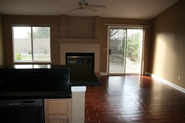 Building Photo - 1297 Canevari Dr