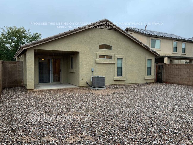 Building Photo - 1088 E Palomino Way