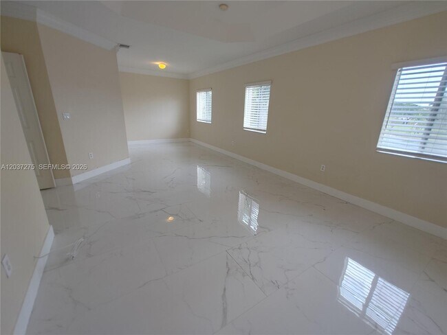 Building Photo - 21872 SW 95th Pl