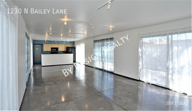 Building Photo - 1230 N Bailey Ln