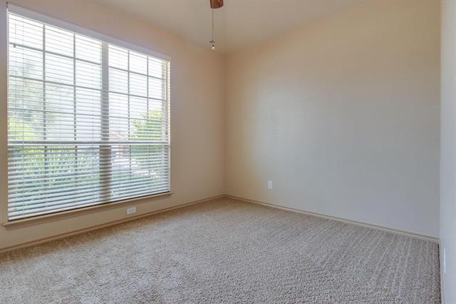 Building Photo - 3237 Buckthorn Ln