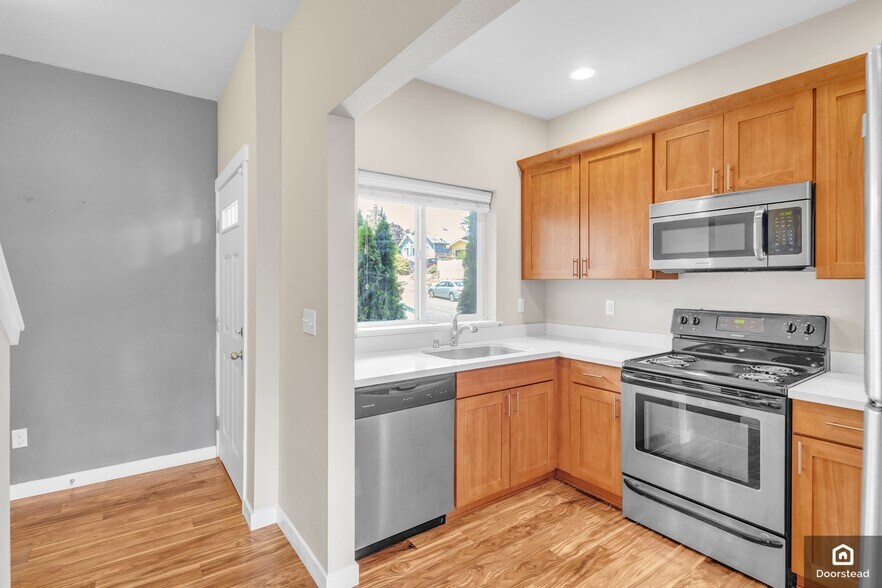 Building Photo - 4841 S Chicago St